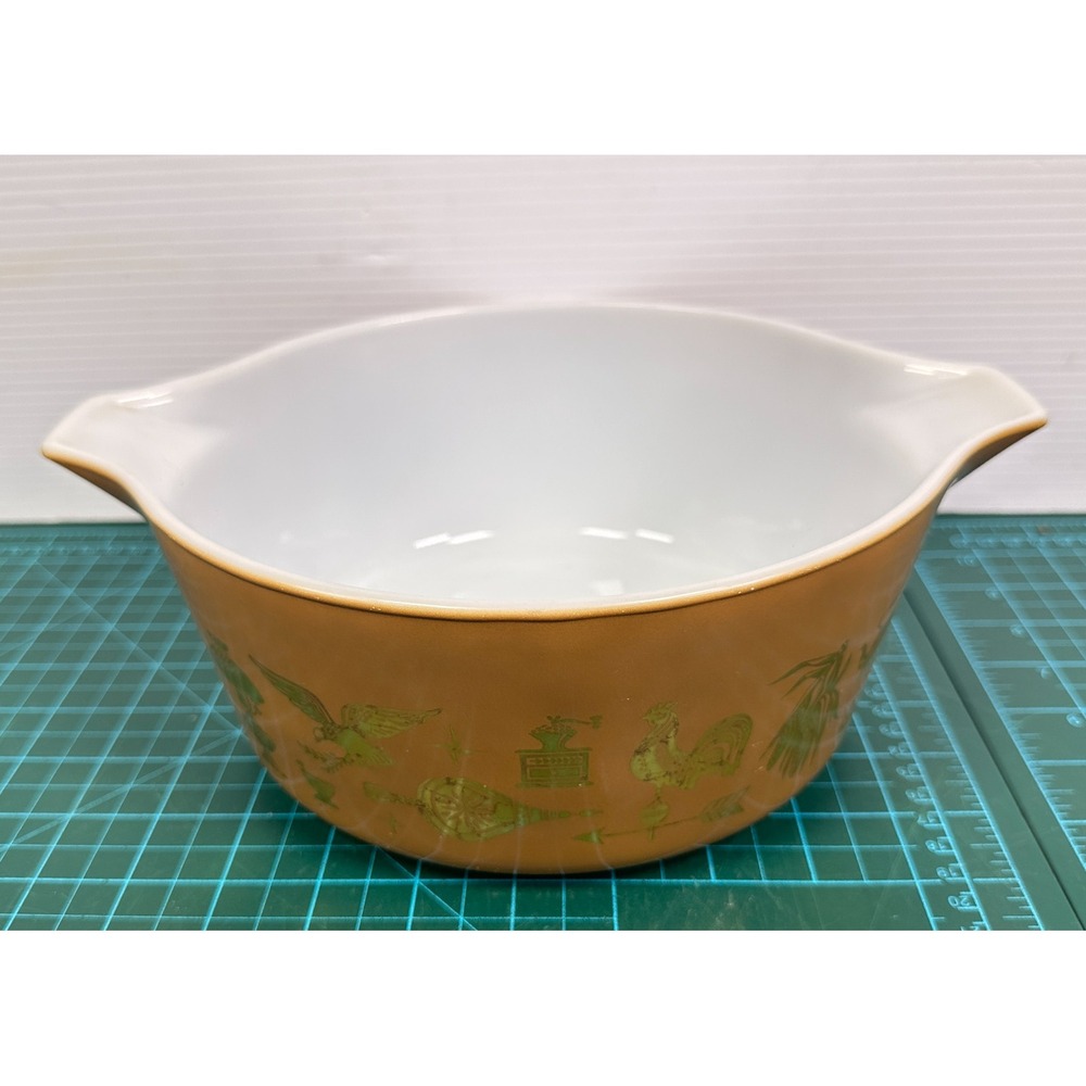 VTG Pyrex Early American 475-B Baking Dish 2.5 Qt Brown Gold NO LID Cinderella